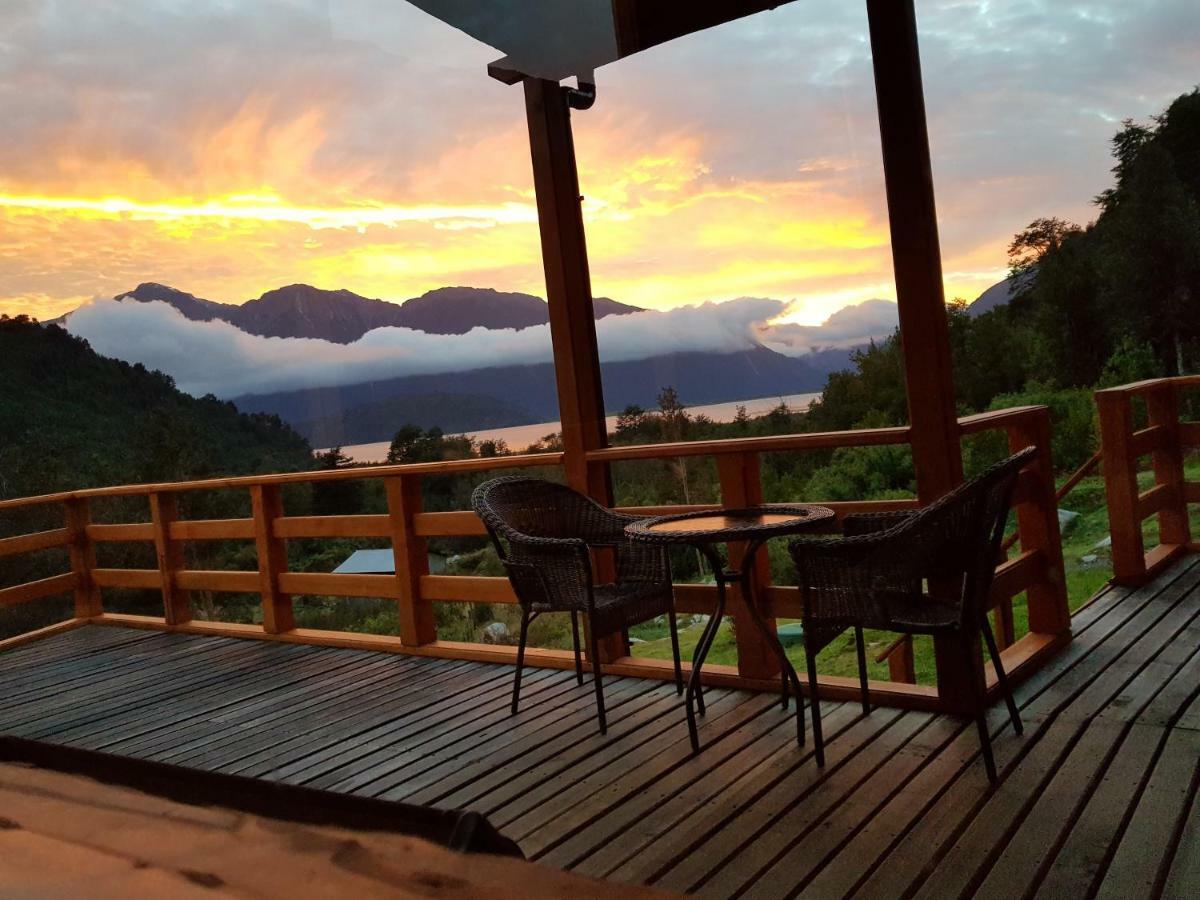 La Cabana Fishing Lodge Puerto Ramirez Exterior photo